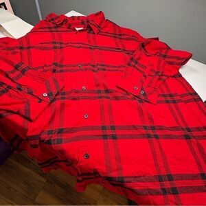 Plus Red and Black Casual Button Down Shirt with Plaid Pattern